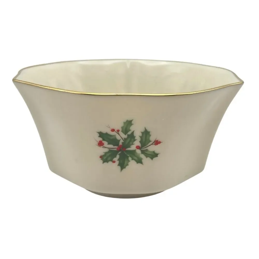 Lenox Holly Berry (Special) Gold Rim Small Octagon Bowl